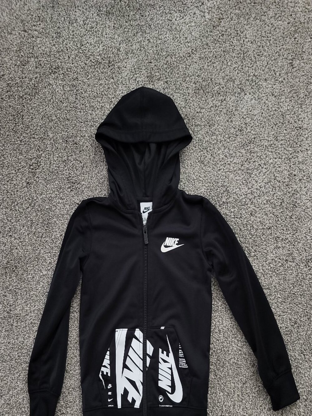 Kids Nike Full Zip Black Sweatshirt Size XS 3-4 years